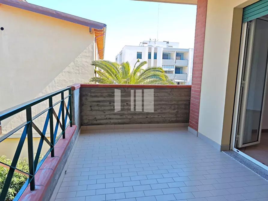 Immagine 8 di Appartamento in vendita  in Via Montezebio a Giulianova