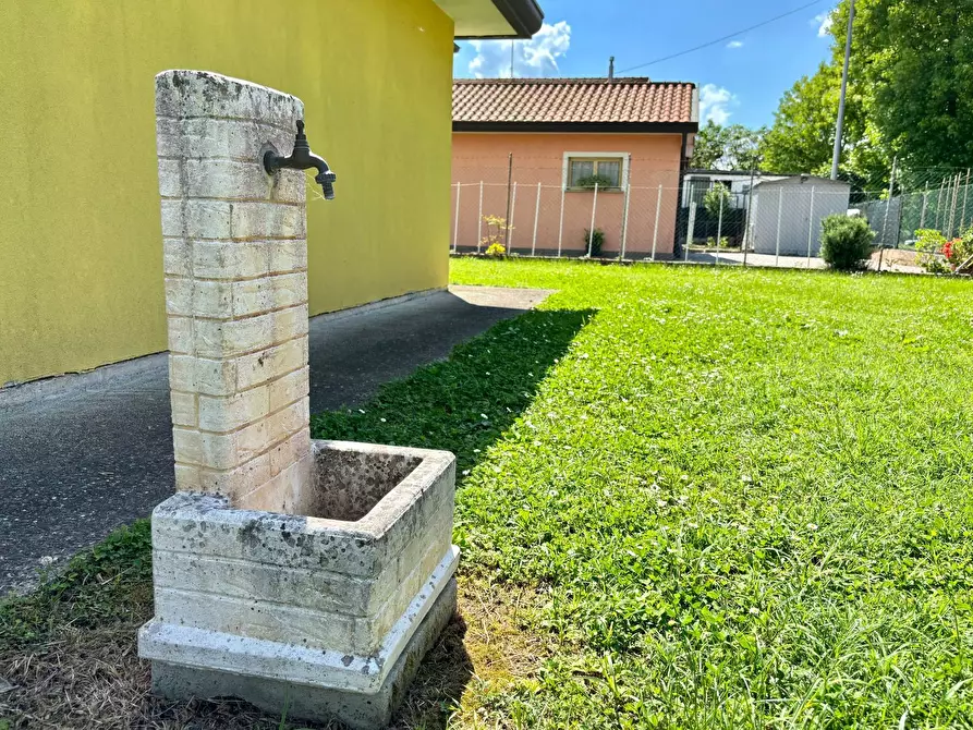 Immagine 27 di Villa in vendita  in Riviera Cengiaretto a Adria