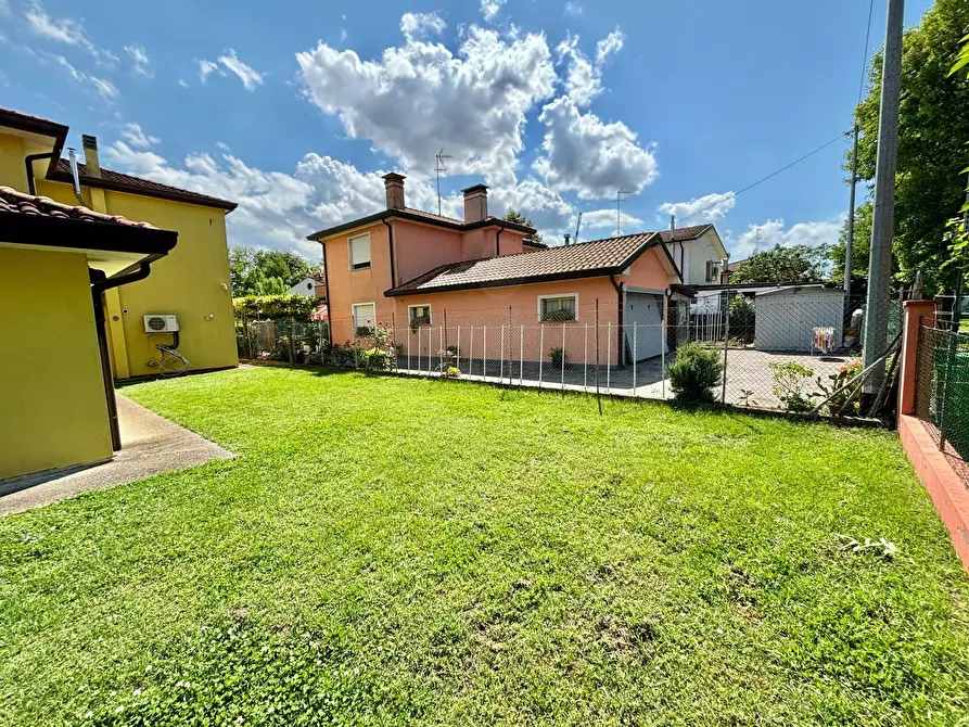 Immagine 28 di Villa in vendita  in Riviera Cengiaretto a Adria