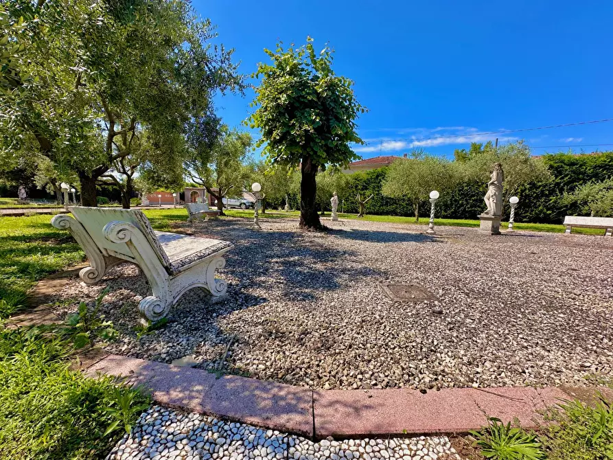 Immagine 5 di Villa in vendita  in Piazza San Marco a Lonigo