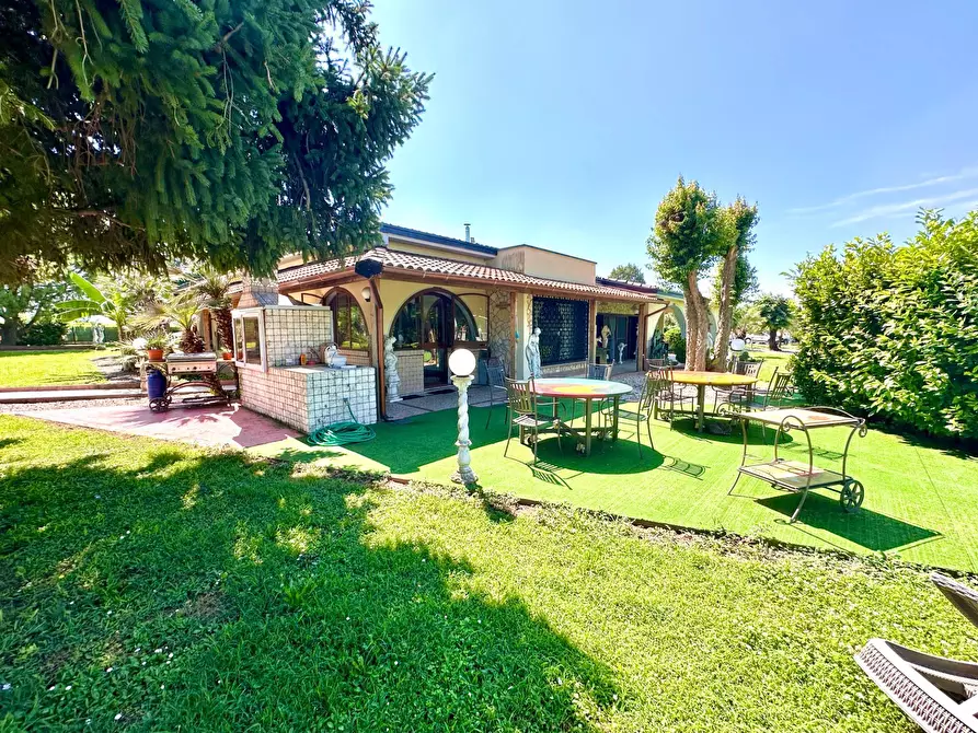 Immagine 15 di Villa in vendita  in Piazza San Marco a Lonigo