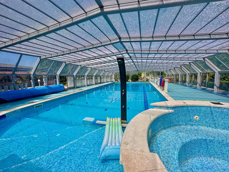 Immagine 21 di Villa in vendita  in Piazza San Marco a Lonigo