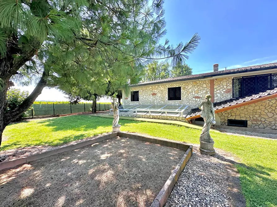 Immagine 24 di Villa in vendita  in Piazza San Marco a Lonigo