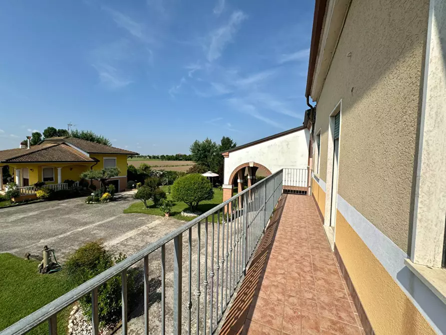Immagine 22 di Casa semindipendente in vendita  in Via Galileo Galilei a Campiglia Dei Berici