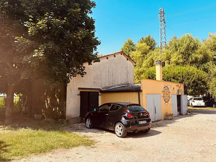 Immagine 4 di Casa semindipendente in vendita  in Via Canareggio a Borgo Veneto