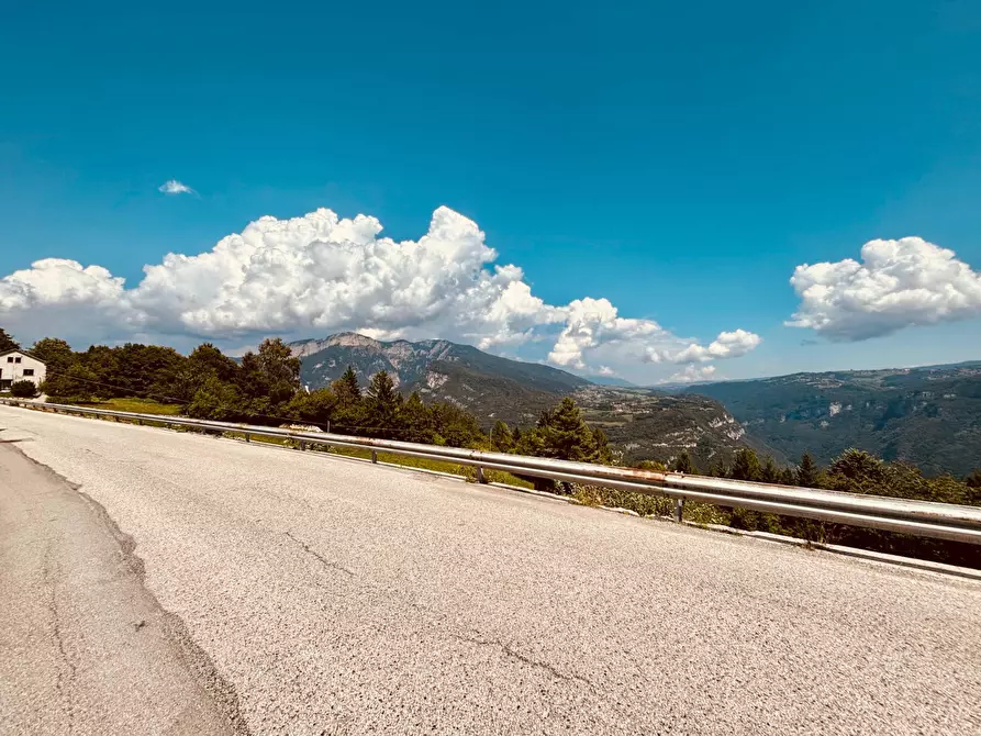 Immagine 9 di Appartamento in vendita  in Viale Dei Finanzieri a Tonezza Del Cimone