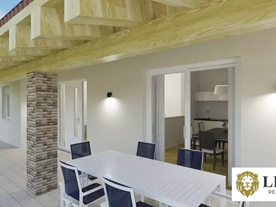 Immagine 5 di Villa in vendita  in Via Canareggio a Borgo Veneto