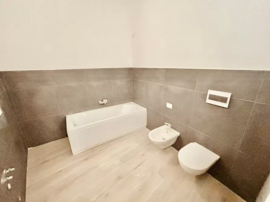 Immagine 5 di Appartamento in vendita  in Via Pasubio a Schio