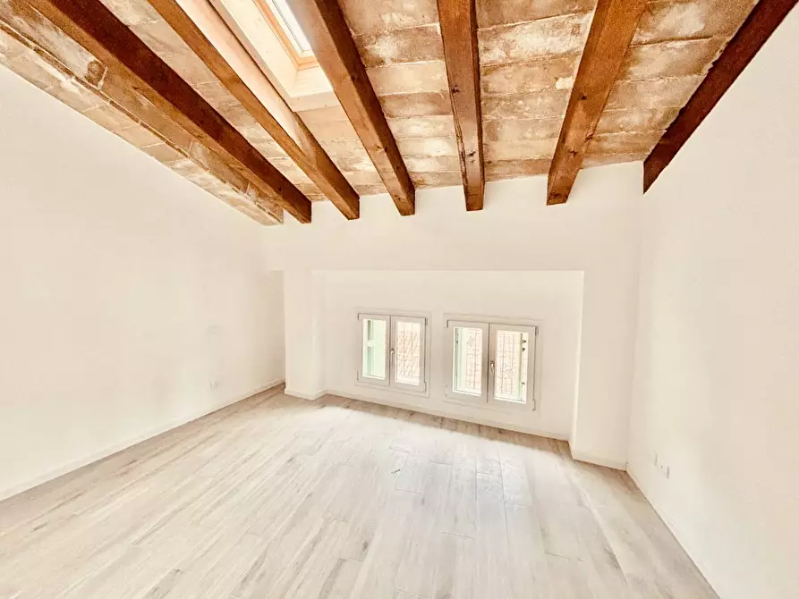 Immagine 21 di Appartamento in vendita  in Via Pasubio a Schio