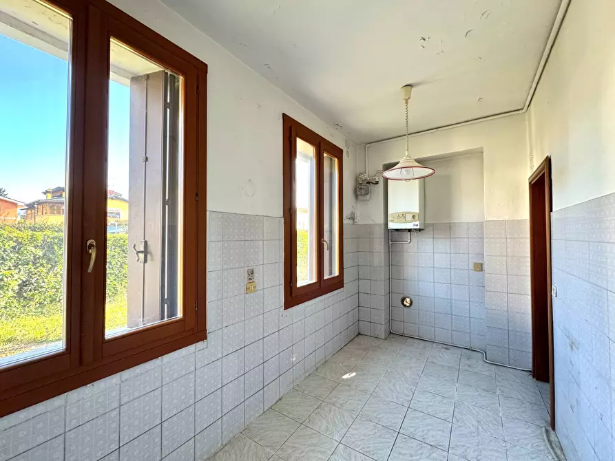 Immagine 4 di Appartamento in vendita  in Via Cà Bottara a Schio