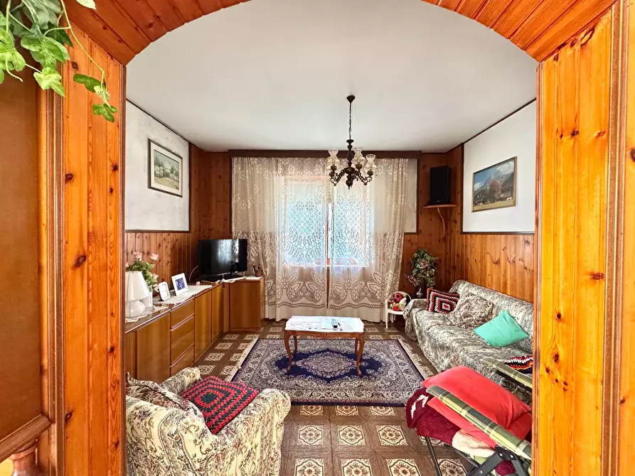 Immagine 2 di Appartamento in vendita  in Via Cà Bottara a Schio