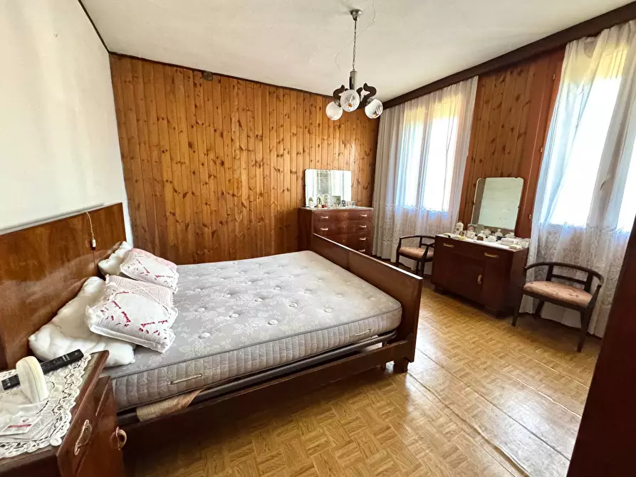 Immagine 14 di Appartamento in vendita  in Via Cà Bottara a Schio