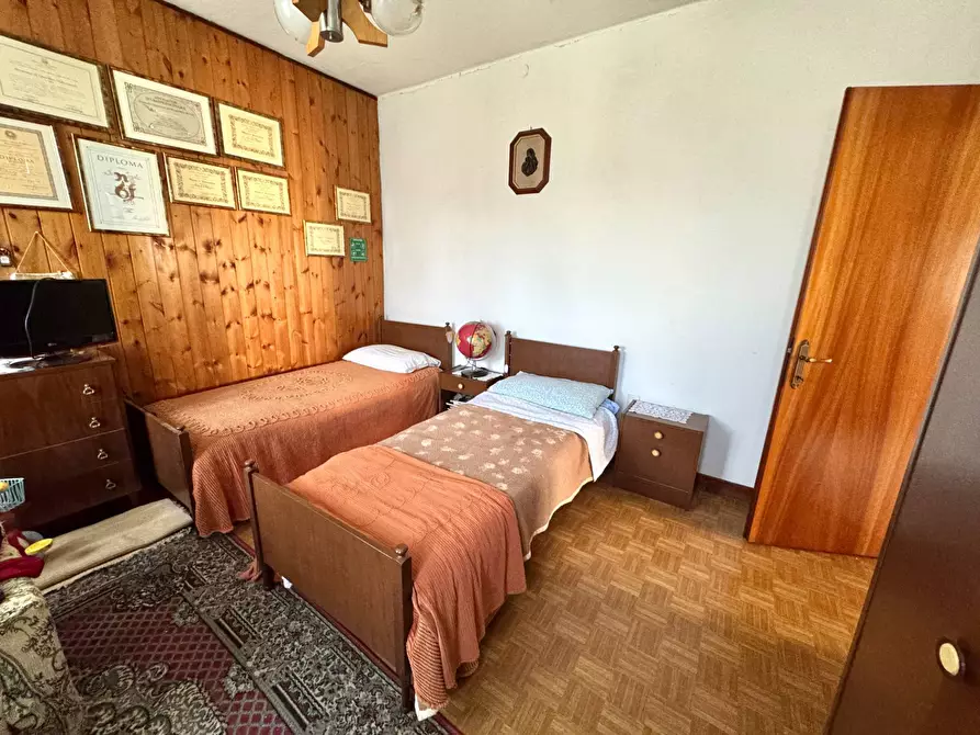 Immagine 16 di Appartamento in vendita  in Via Cà Bottara a Schio