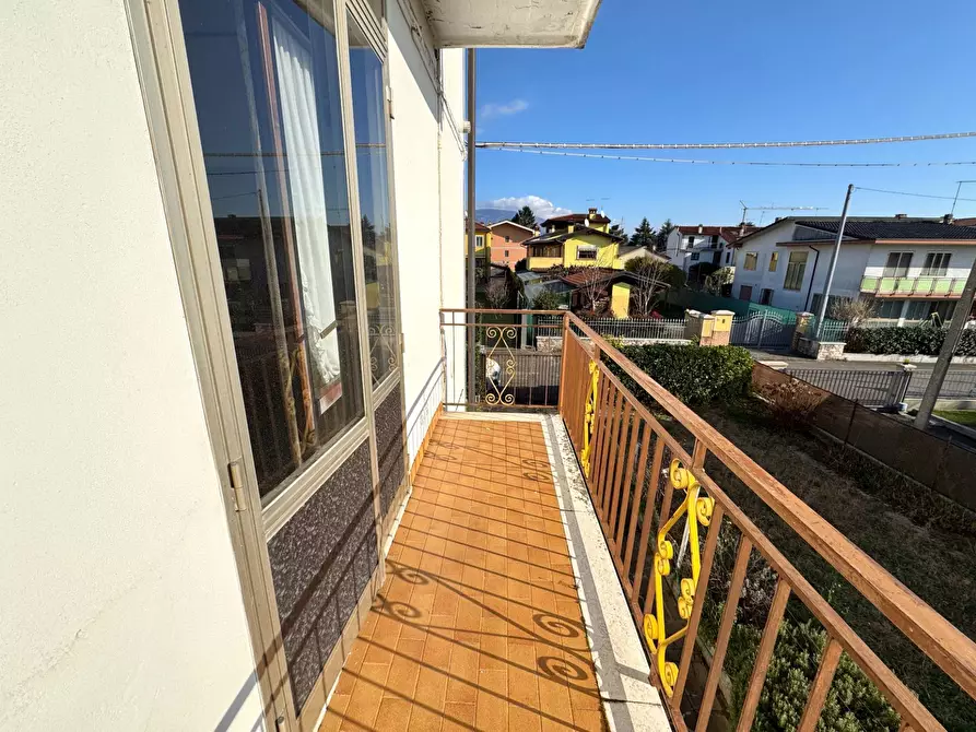 Immagine 18 di Appartamento in vendita  in Via Cà Bottara a Schio