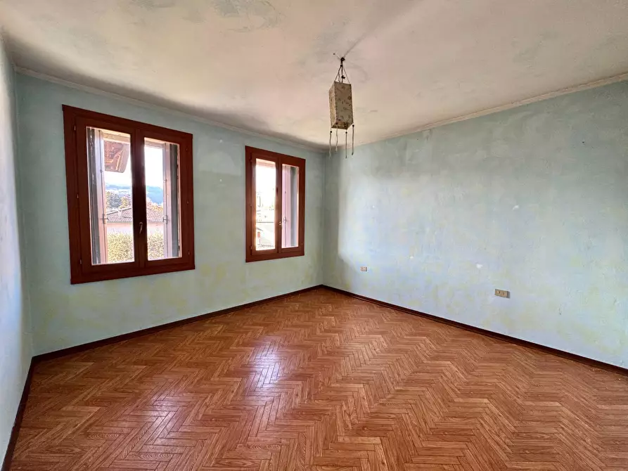 Immagine 16 di Appartamento in vendita  in Via Cà Bottara a Schio