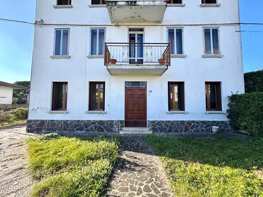 Immagine 16 di Appartamento in vendita  in Via Cà Bottara a Schio