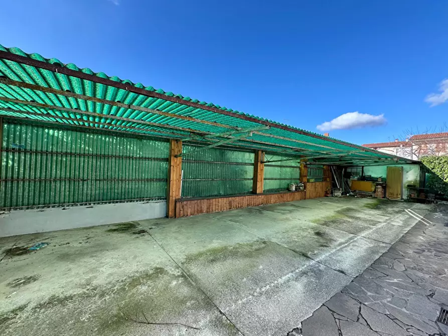 Immagine 29 di Appartamento in vendita  in Via Cà Bottara a Schio