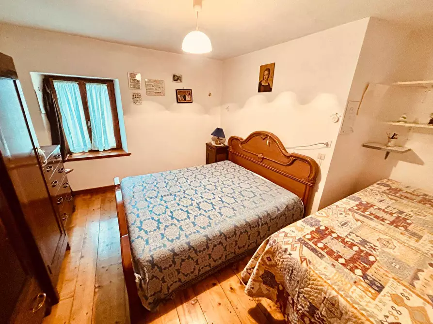 Immagine 2 di Appartamento in vendita  in Viale Dei Finanzieri a Tonezza Del Cimone