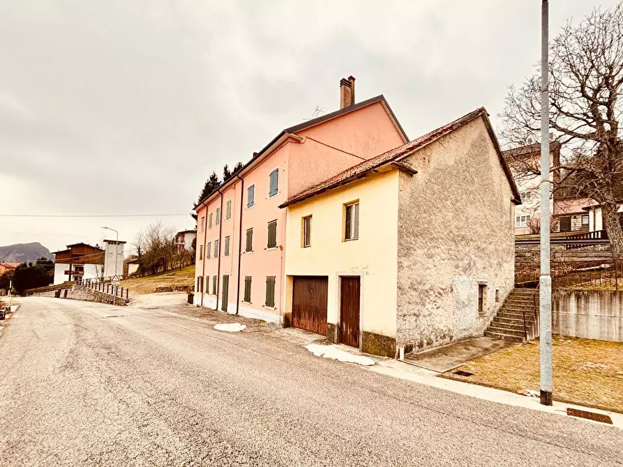 Immagine 14 di Appartamento in vendita  in Viale Dei Finanzieri a Tonezza Del Cimone