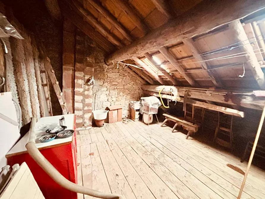 Immagine 8 di Appartamento in vendita  in Viale Dei Finanzieri a Tonezza Del Cimone