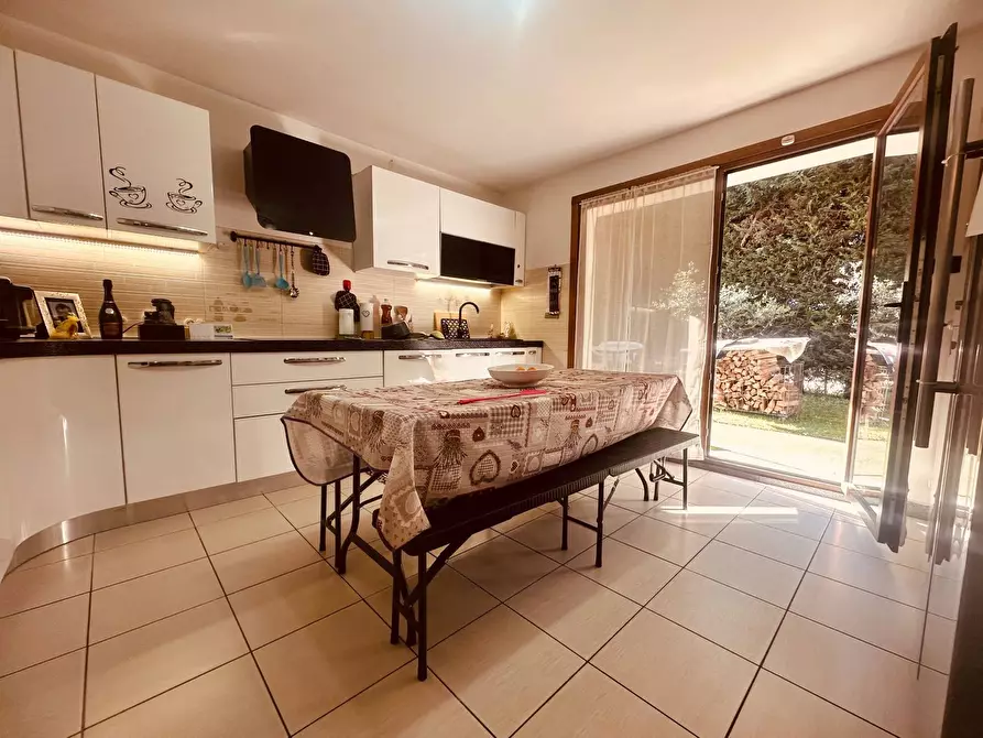 Immagine 2 di Casa indipendente in vendita  in Via Murello a Ospedaletto Euganeo