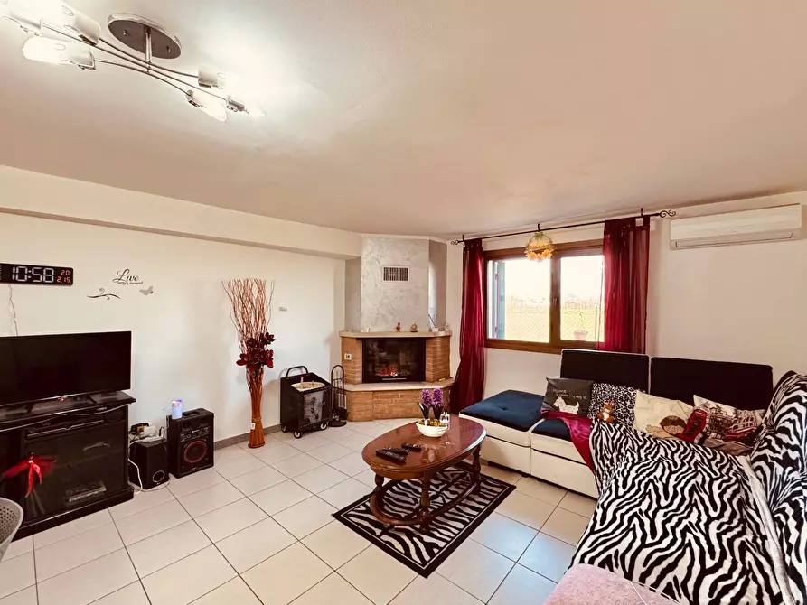 Immagine 3 di Casa indipendente in vendita  in Via Murello a Ospedaletto Euganeo