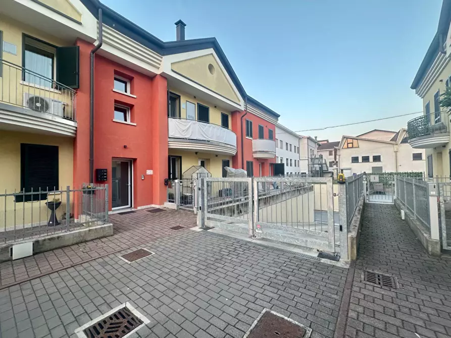 Immagine 16 di Appartamento in vendita  in Via Pasubio a Noventa Vicentina