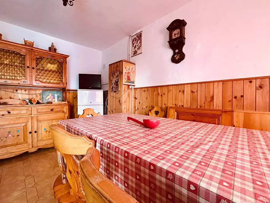 Immagine 2 di Casa semindipendente in vendita  in Contrà Canale a Tonezza Del Cimone