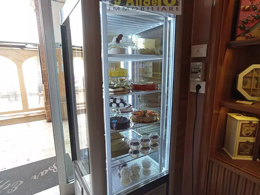 Immagine 20 di Bar / Ristorante in vendita  in Borgo G. Leopardi a Offida