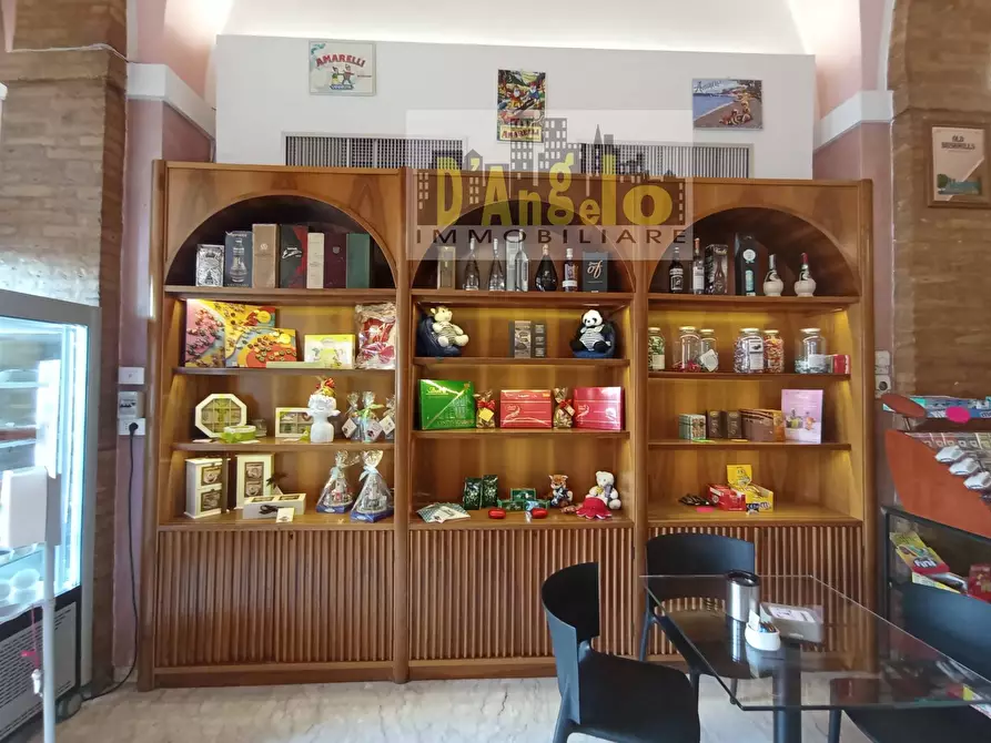 Immagine 23 di Bar / Ristorante in vendita  in Borgo G. Leopardi a Offida
