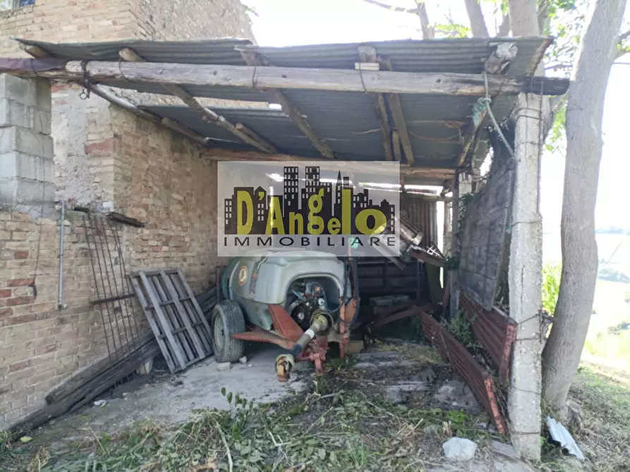 Immagine 12 di Casa indipendente in vendita  in Via Corneto a Carassai