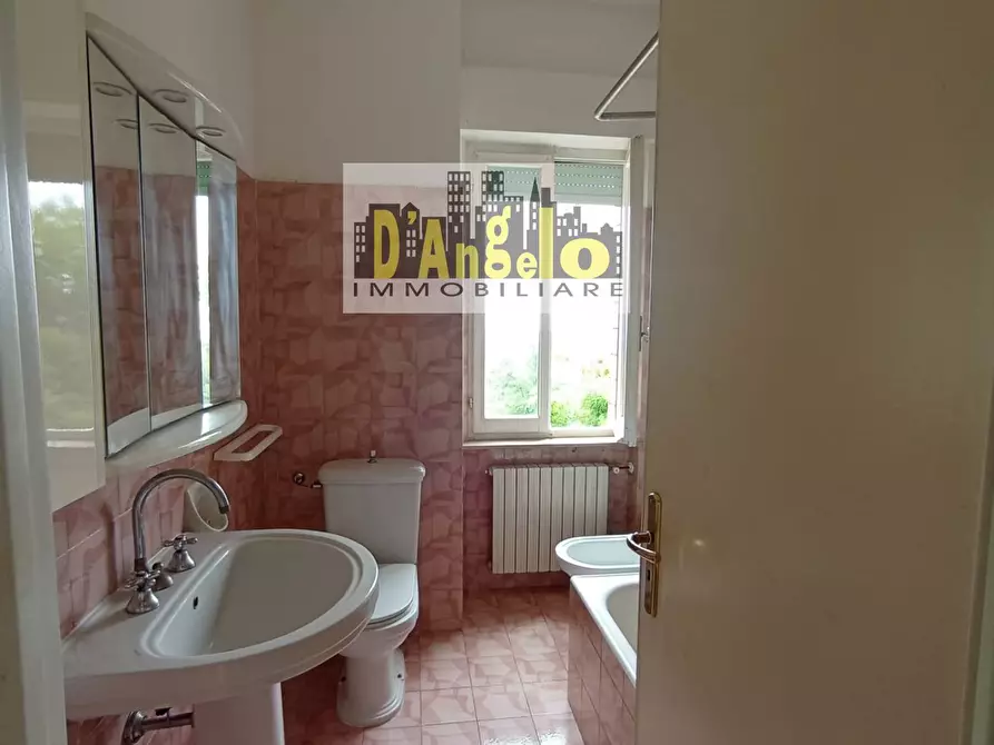 Immagine 22 di Appartamento in vendita  in Via Camillo Benso Conte di Cavour a Offida