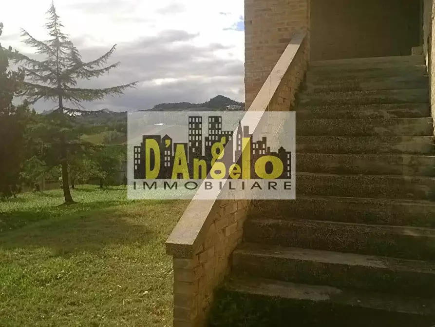 Immagine 6 di Casa indipendente in vendita  in Via San Francesco a Montalto Delle Marche