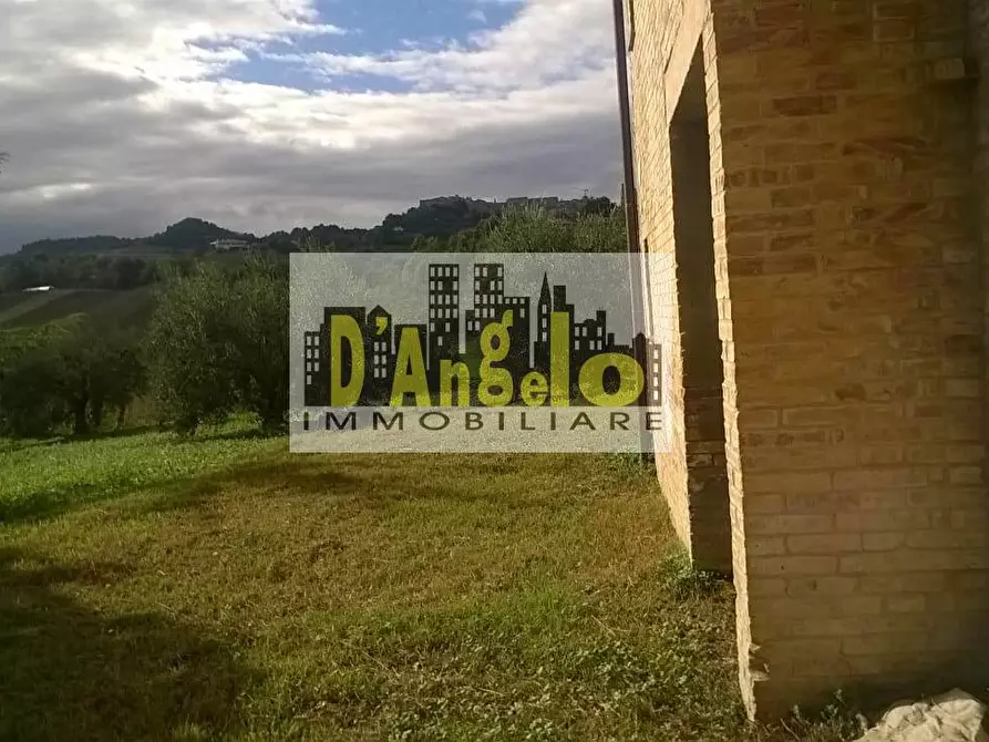 Immagine 7 di Casa indipendente in vendita  in Via San Francesco a Montalto Delle Marche