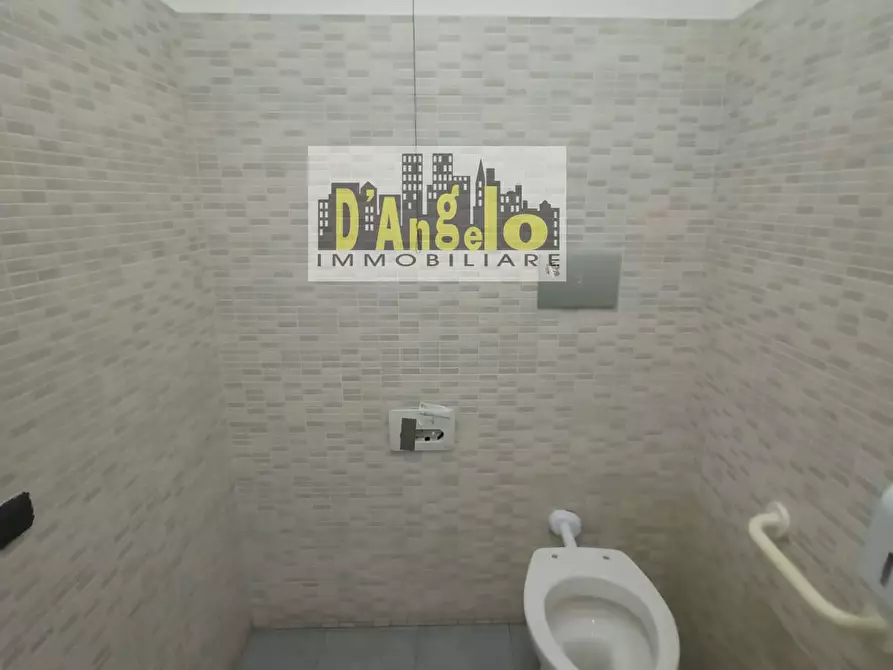 Immagine 20 di Bar / Ristorante in vendita  in Corso Serpente Aureo a Offida