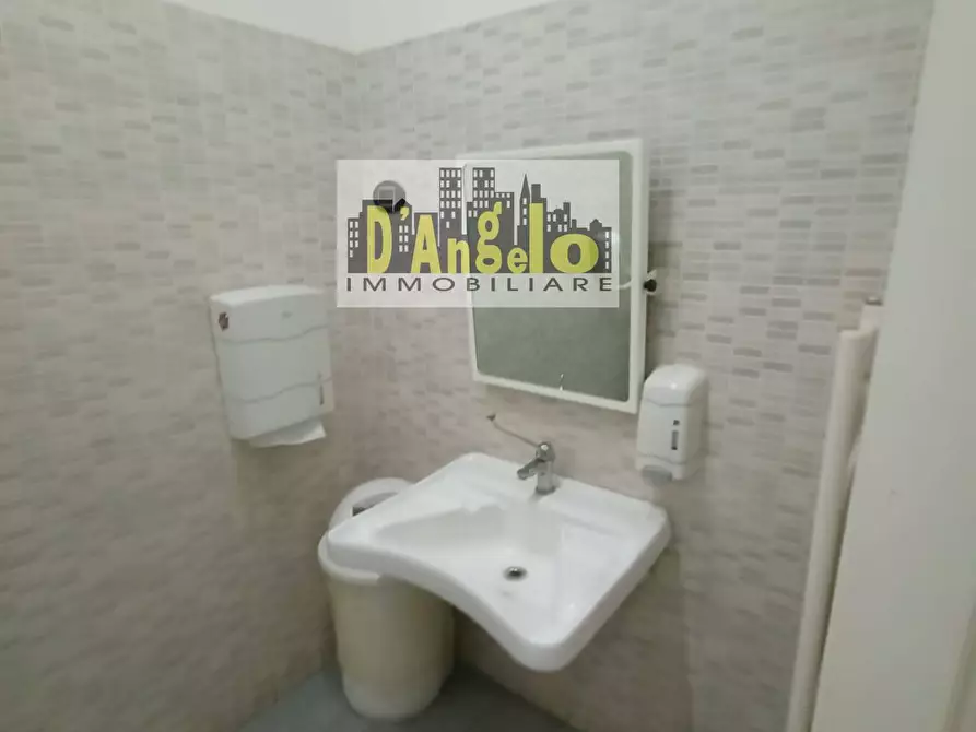 Immagine 21 di Bar / Ristorante in vendita  in Corso Serpente Aureo a Offida