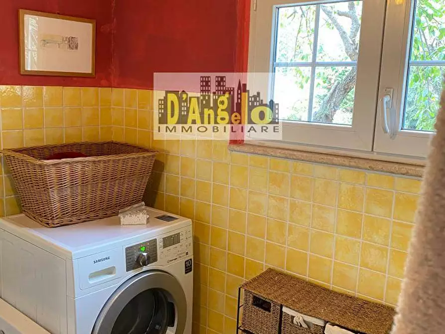 Immagine 20 di Casa indipendente in vendita  in Contrada Casa Peroni a Castorano