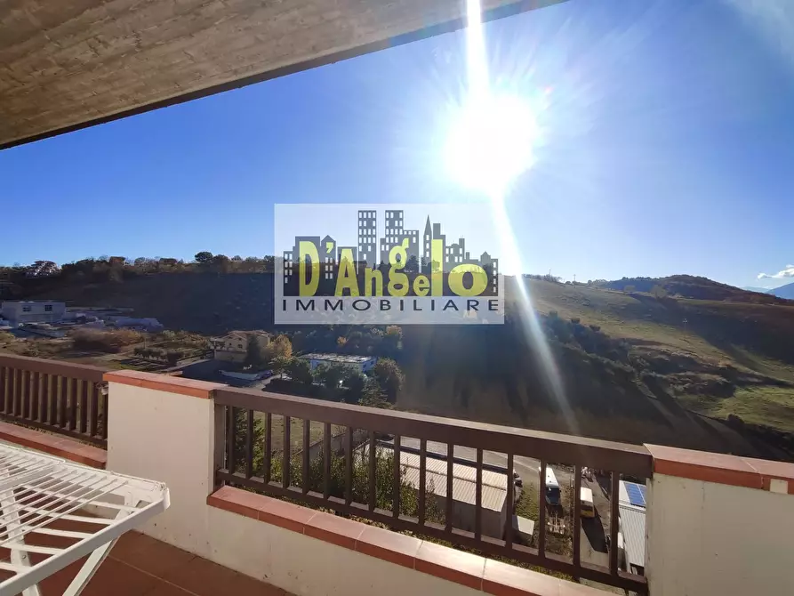 Immagine 20 di Appartamento in vendita  in Contrada Galvoni a Castignano