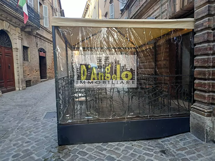 Immagine 29 di Bar / Ristorante in vendita  in Corso Serpente Aureo a Offida