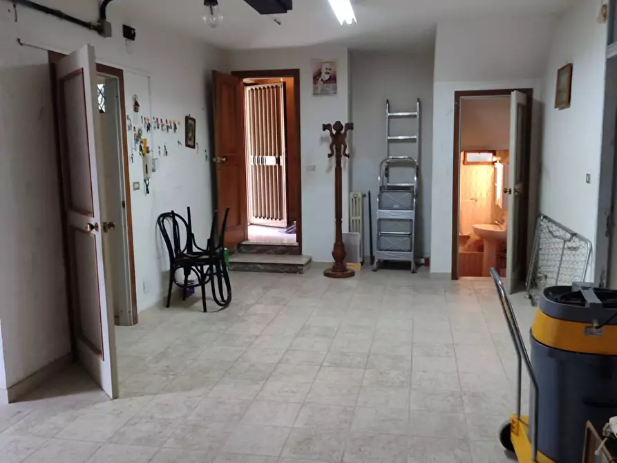 Immagine 10 di Villa in vendita  in Viale Mazzini a Offida