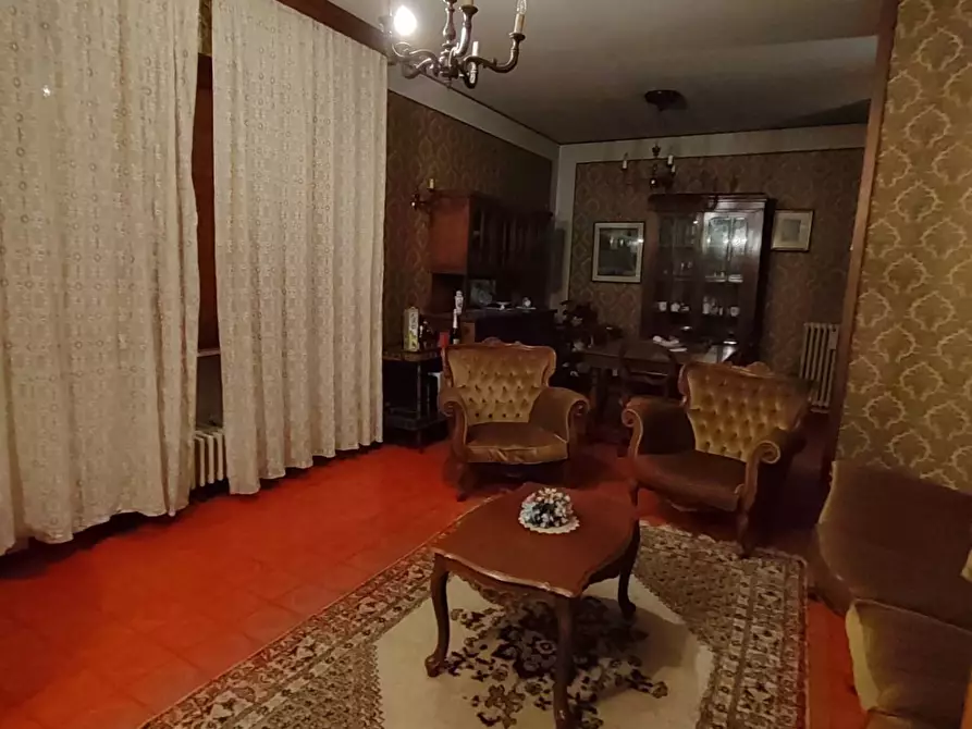 Immagine 25 di Villa in vendita  in Viale Mazzini a Offida