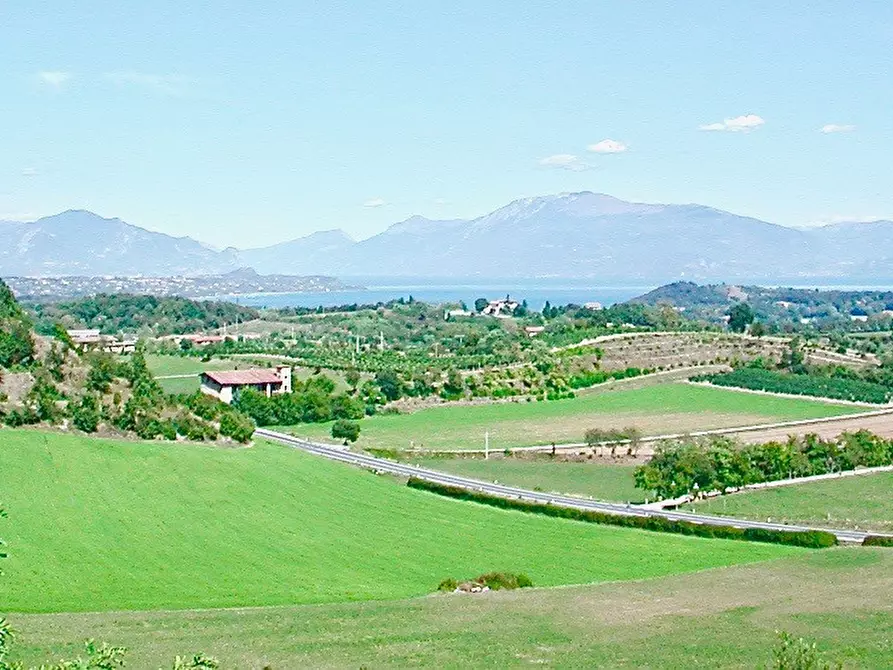 Immagine 1 di Terreno residenziale in vendita  in Via Ambrosina a Lonato del Garda