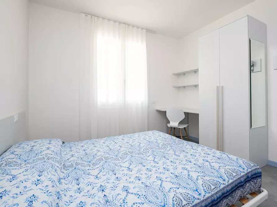 Immagine 9 di Villa in vendita  in via Rovetta a Padenghe Sul Garda