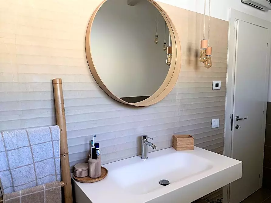 Immagine 23 di Villa in vendita  in Via Lonato a Castiglione Delle Stiviere