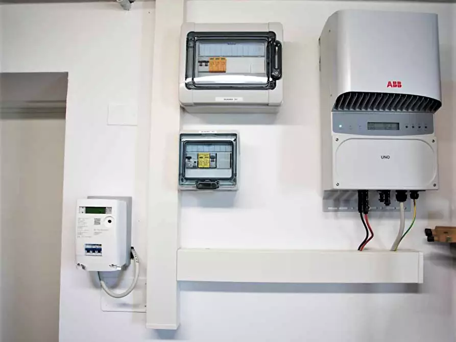 Immagine 24 di Villa in vendita  in VIALE ROMA a Lonato del Garda