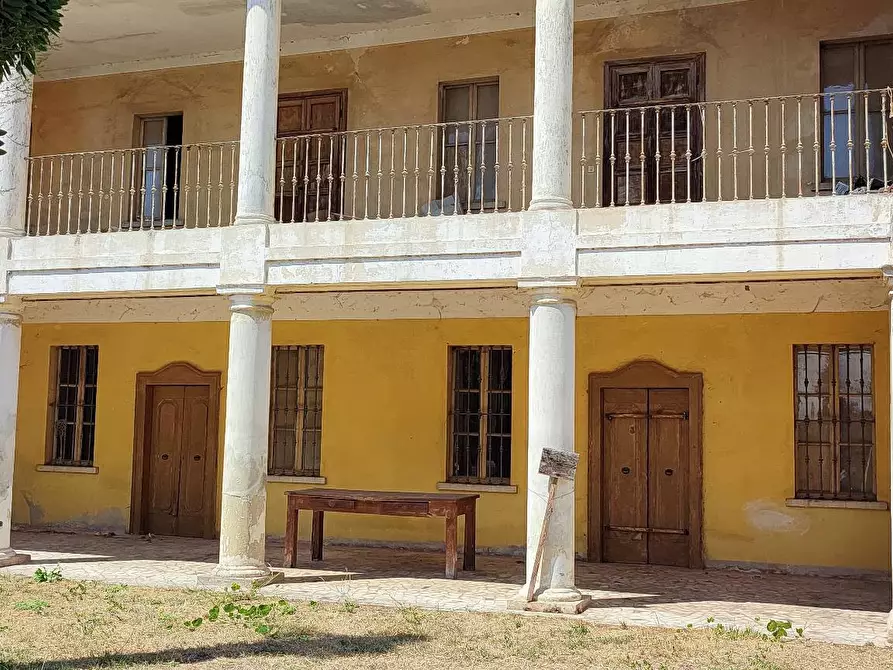 Immagine 4 di Rustico / casale in vendita  in Piazza Municipio a Calvagese Della Riviera