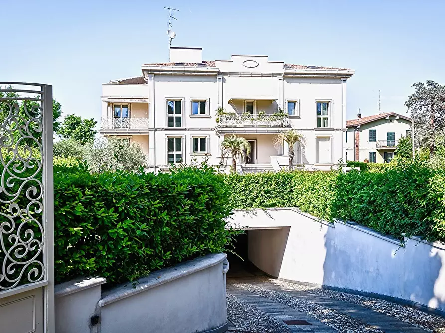 Immagine 19 di Appartamento in vendita  in via Tommaso dal Molin a Desenzano Del Garda