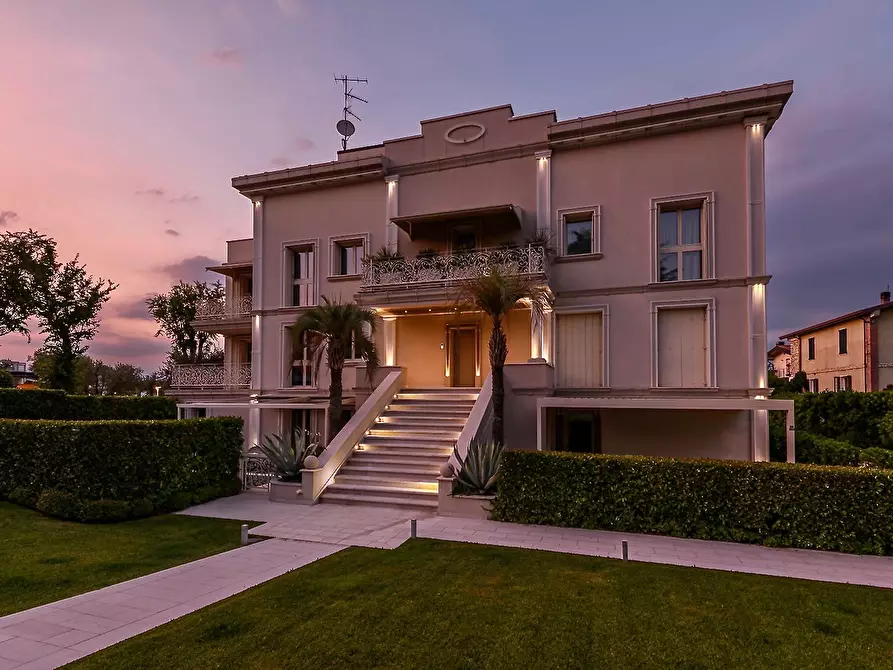 Immagine 8 di Appartamento in vendita  in via Tommaso dal Molin a Desenzano Del Garda