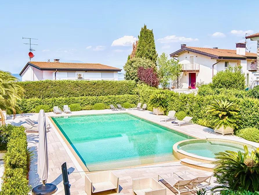 Immagine 17 di Appartamento in vendita  in via Tommaso dal Molin a Desenzano Del Garda