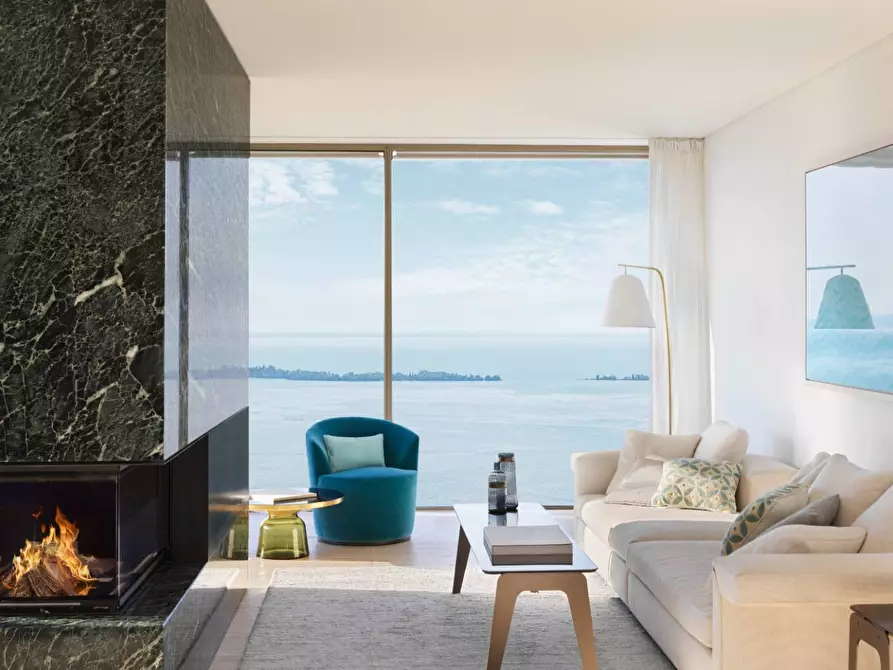 Immagine 16 di Villa in vendita  in via belvedere a Salò